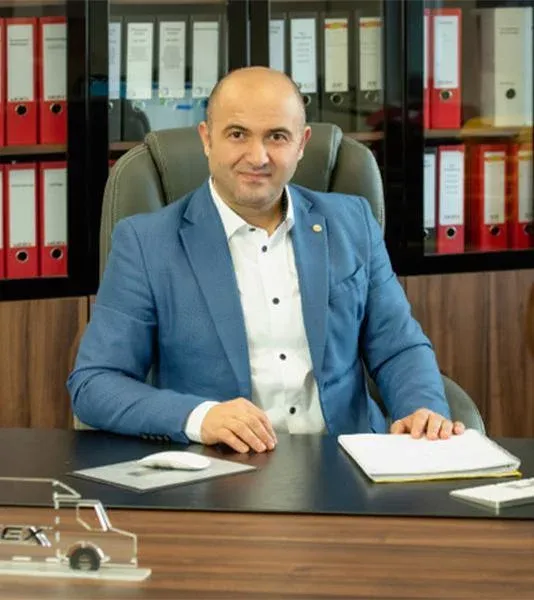 Porträt von Ali Uçmaz, Geschäftsführer der PTT24 GmbH